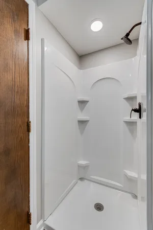 $379,900 | 805 South Raven Road, Shorewood, IL 60404