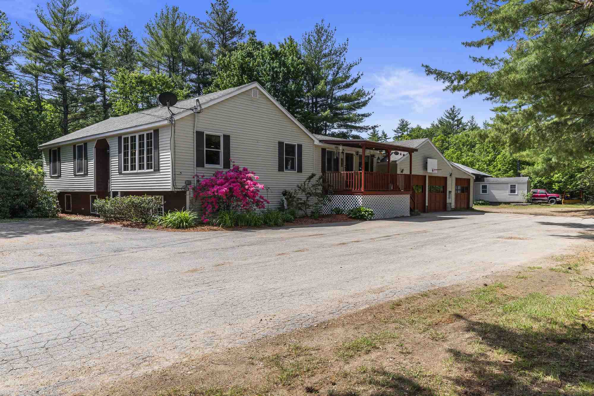 185 Hubbard Road Lebanon, ME 04027 - Photo 2 of 39 Gallery Image 2