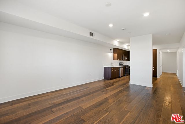 $749,900 | 2978 Ripple Place, Unit 105, Los Angeles, CA 90039