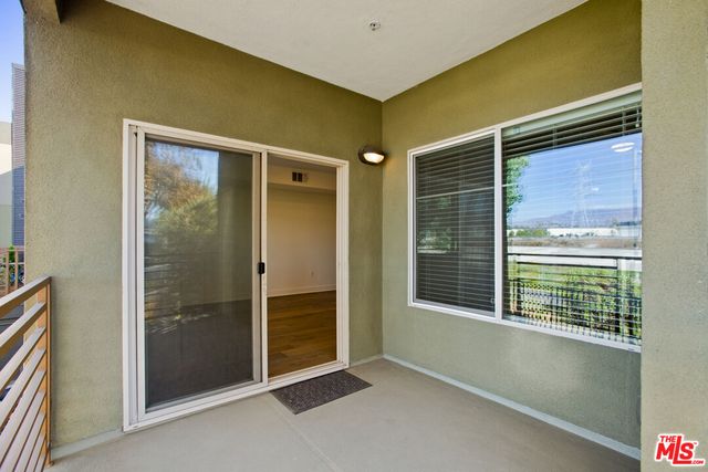 $749,900 | 2978 Ripple Place, Unit 105, Los Angeles, CA 90039