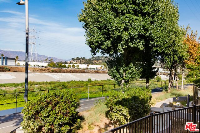 $749,900 | 2978 Ripple Place, Unit 105, Los Angeles, CA 90039