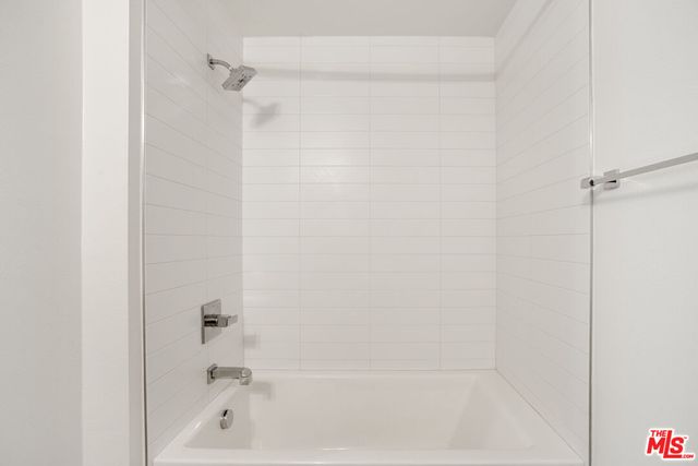 $749,900 | 2978 Ripple Place, Unit 105, Los Angeles, CA 90039