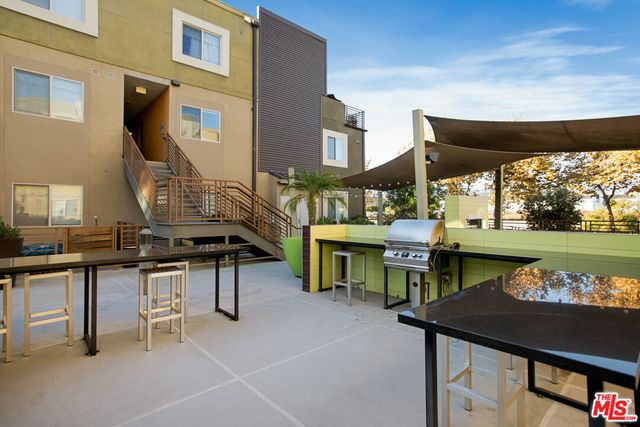 $749,900 | 2978 Ripple Place, Unit 105, Los Angeles, CA 90039