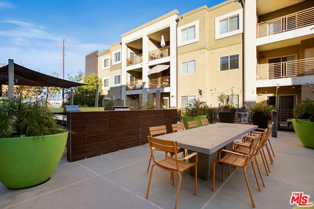 $749,900 | 2978 Ripple Place, Unit 105, Los Angeles, CA 90039