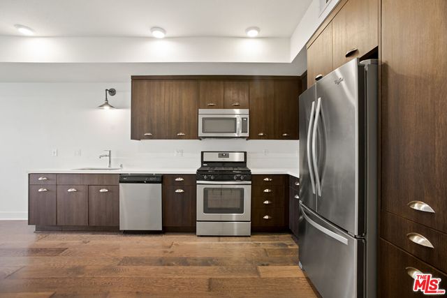 $749,900 | 2978 Ripple Place, Unit 105, Los Angeles, CA 90039