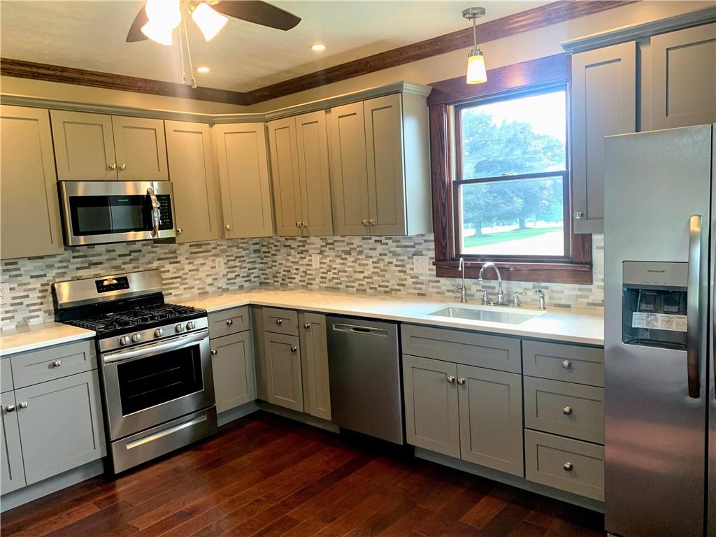 1045 Winfield Road Cabot, PA 16023 - Photo 9 of 19