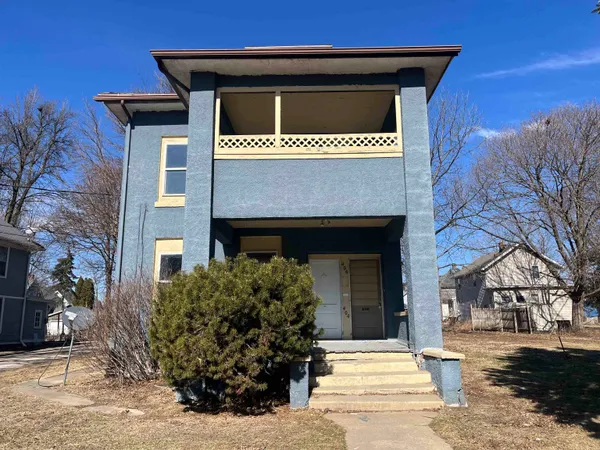 $1,395 | 404-406 East Prospect Terrace, Freeport, IL 61032