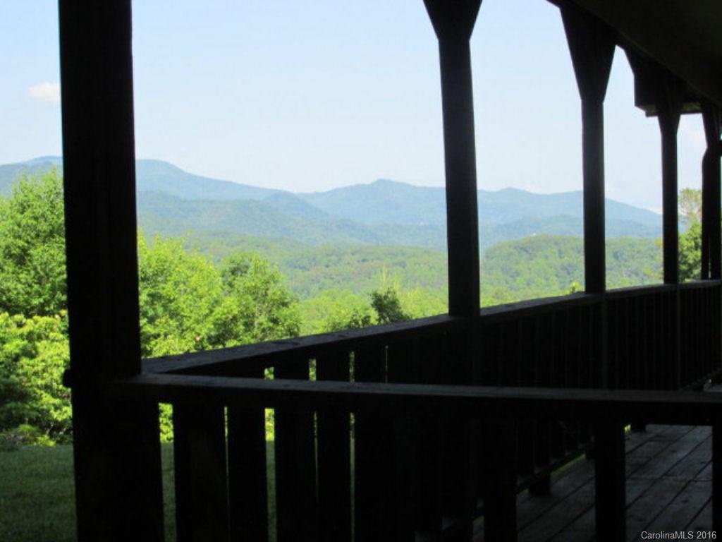 198 Echo Ridge Road Whittier, NC 28789 - Photo 3 of 15 Gallery Image 3