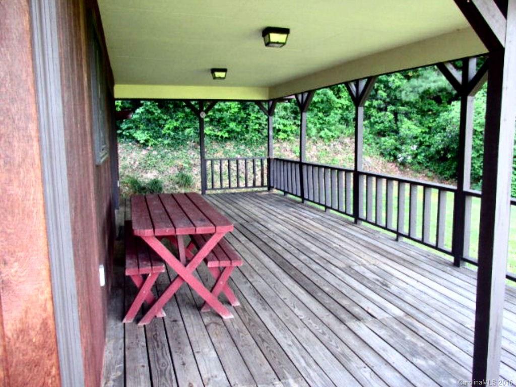 198 Echo Ridge Road Whittier, NC 28789 - Photo 4 of 15 Gallery Image 4