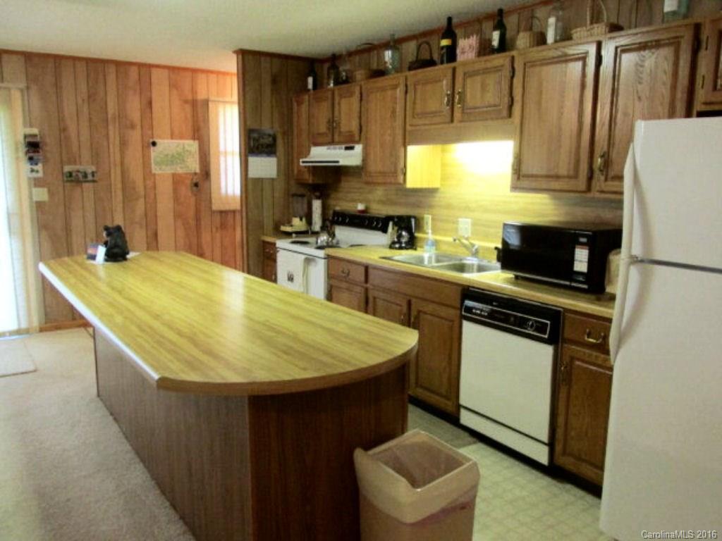 198 Echo Ridge Road Whittier, NC 28789 - Photo 7 of 15 Gallery Image 7