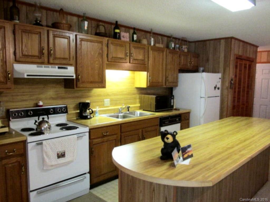 198 Echo Ridge Road Whittier, NC 28789 - Photo 8 of 15 Gallery Image 8