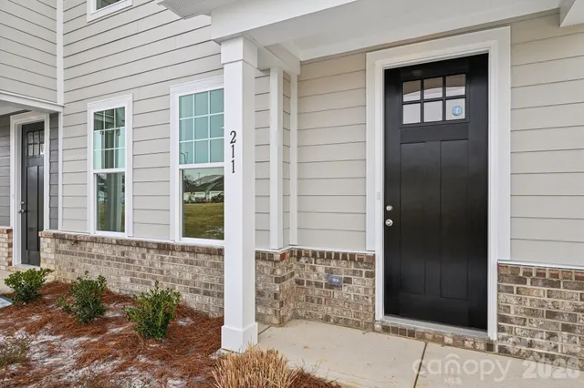 $278,525 | 211 Vanguard Lane, Unit 18, Gastonia, NC 28056