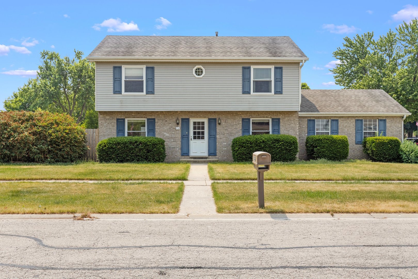 134 Meadows Drive Sugar Grove, IL 60554 - Photo 19 of 20 a view of a house with a swimming pool