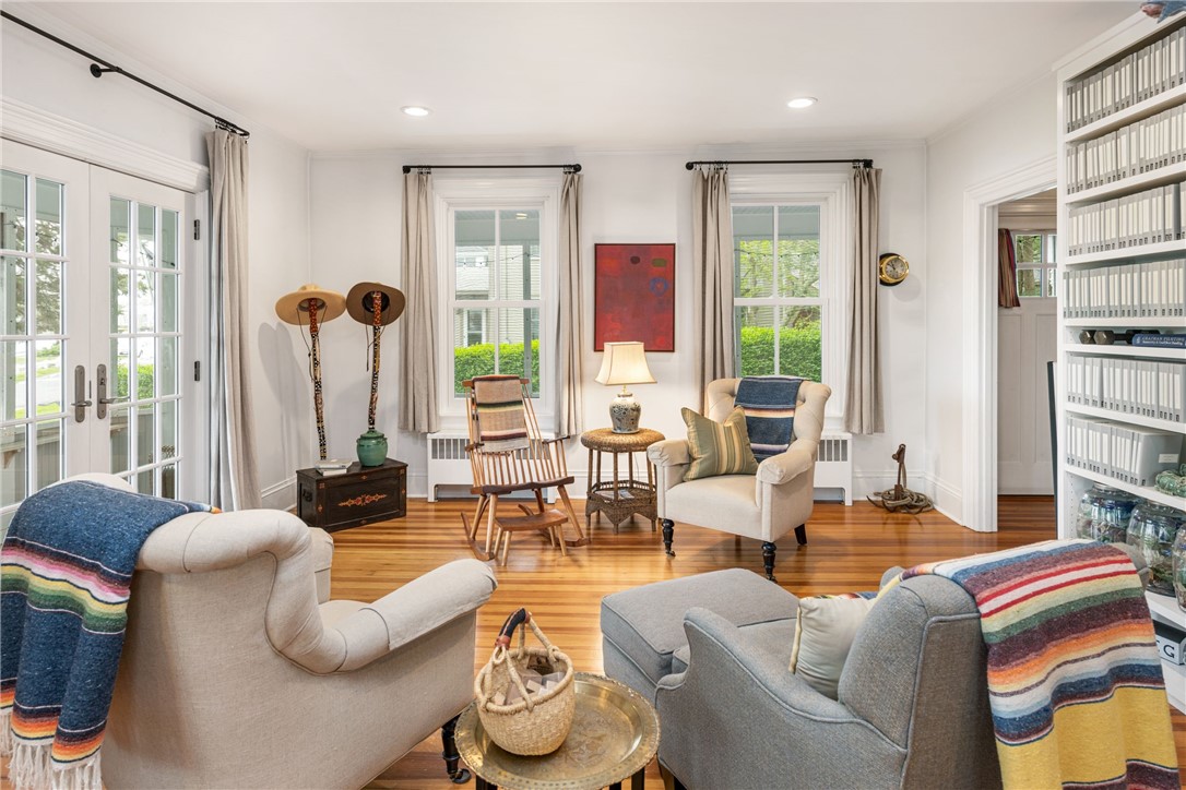 167 Mathewson Road Barrington, RI 02806 - Photo 12 of 30