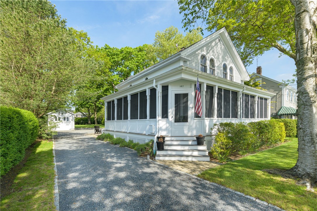 167 Mathewson Road Barrington, RI 02806 - Photo 4 of 30