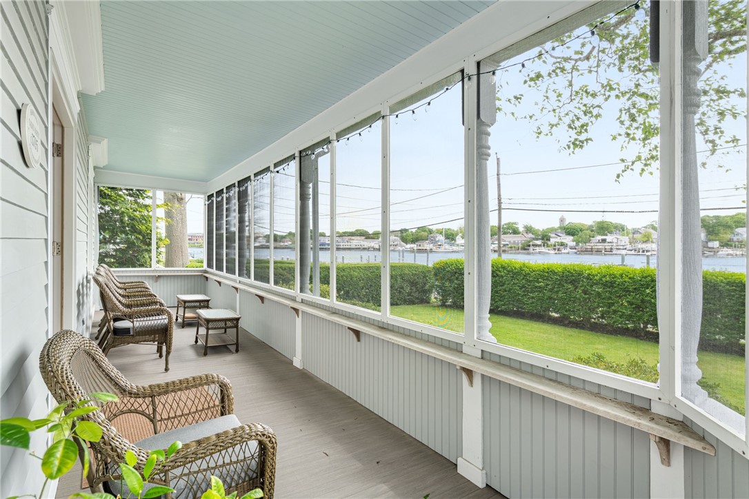 167 Mathewson Road Barrington, RI 02806 - Photo 6 of 30