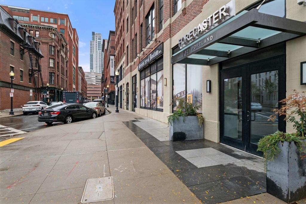121 Portland Street, Unit 605 Boston, MA 02114 - Photo 17 of 19 a building with a outdoor space