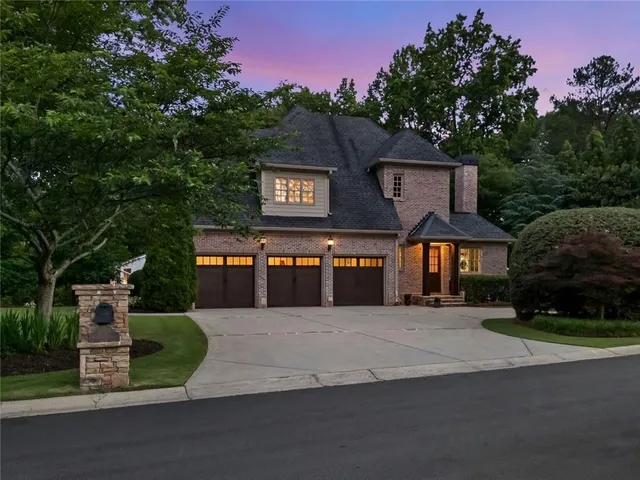 $2,595,000 | 4304 Berkford Circle Northeast, Brookhaven, GA 30319