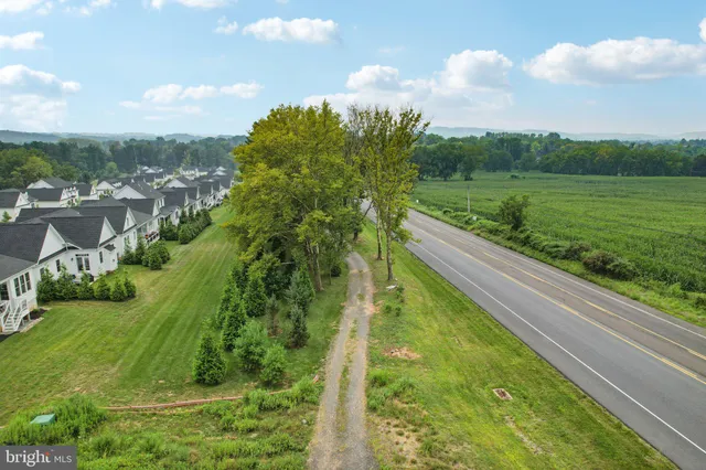 $875,000 | 4459 Old Saucon Road, Bethlehem, PA 18015