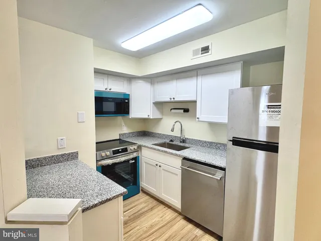 $2,000 | 29011 Atkinson Place, Holland, PA 18966