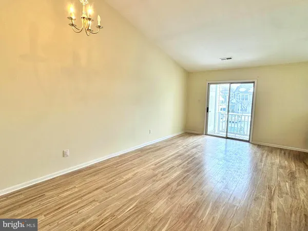 $2,000 | 29011 Atkinson Place, Holland, PA 18966