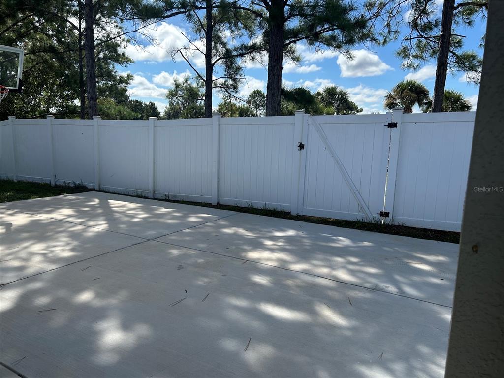 8482 Pinetop Ridge Lane Brooksville, FL 34613 - Photo 11 of 16 Gallery Image 11