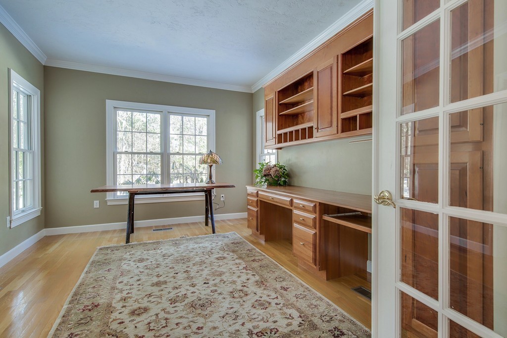 8 Stonegate Road Hopkinton, MA 01748 - Photo 13 of 30 Gallery Image 13