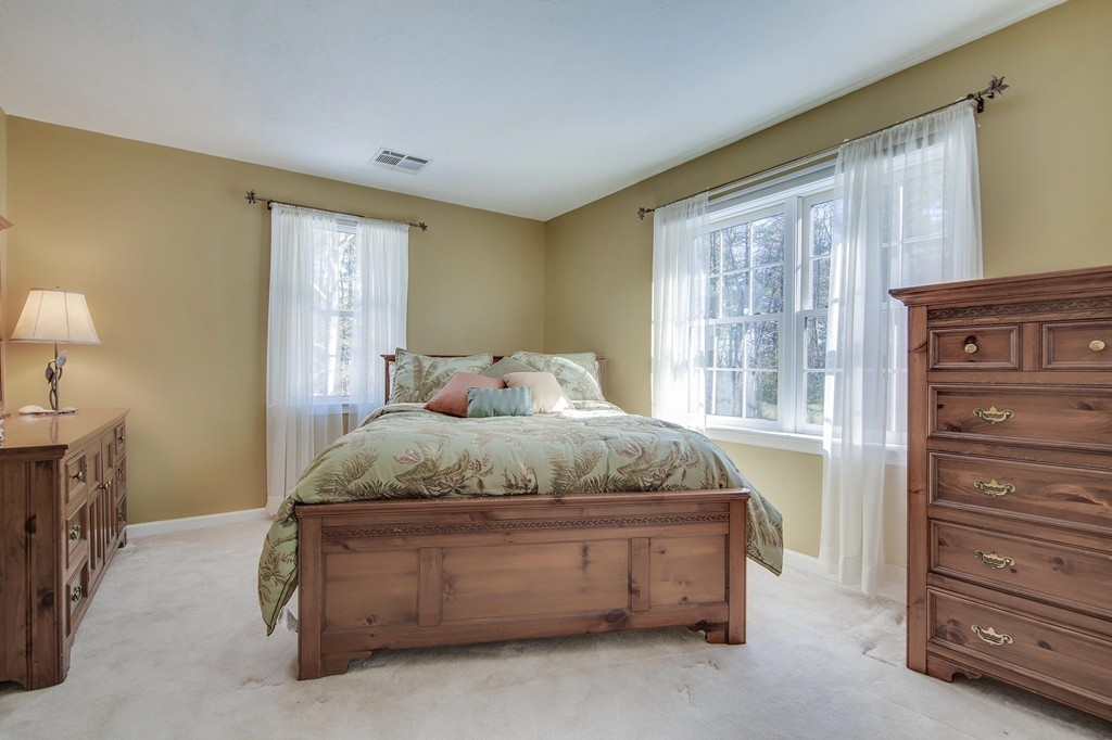 8 Stonegate Road Hopkinton, MA 01748 - Photo 23 of 30 Gallery Image 23