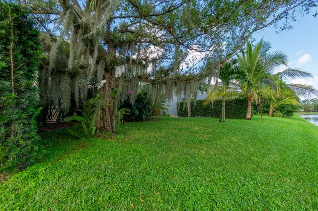 $598,800 | 1004 Center Stone Lane, Riviera Beach, FL 33404