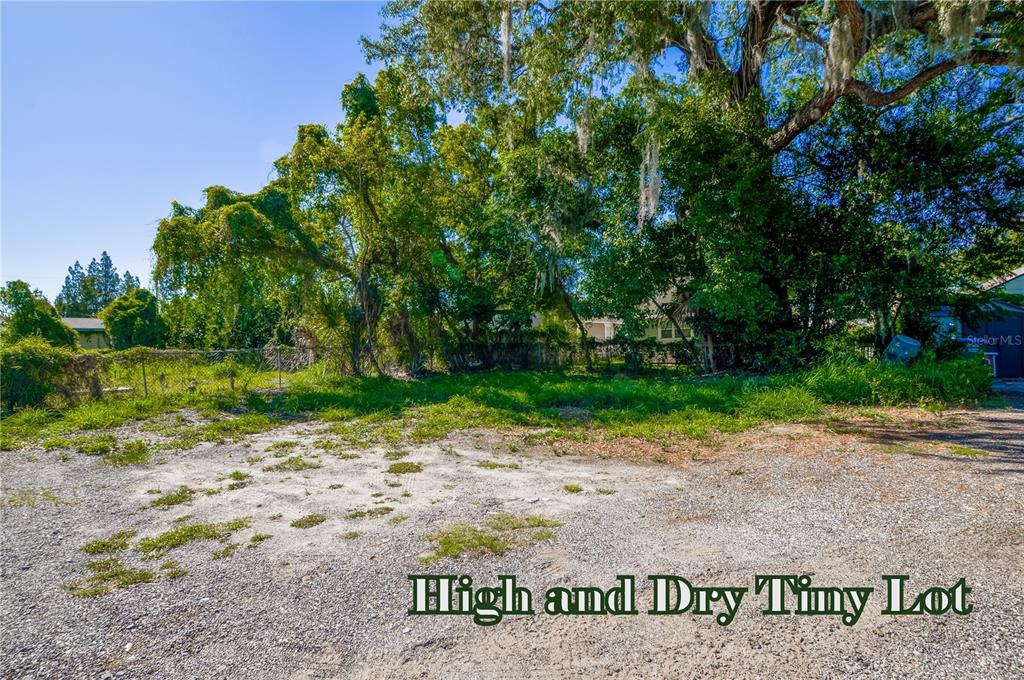 669 West Comstock Ave  