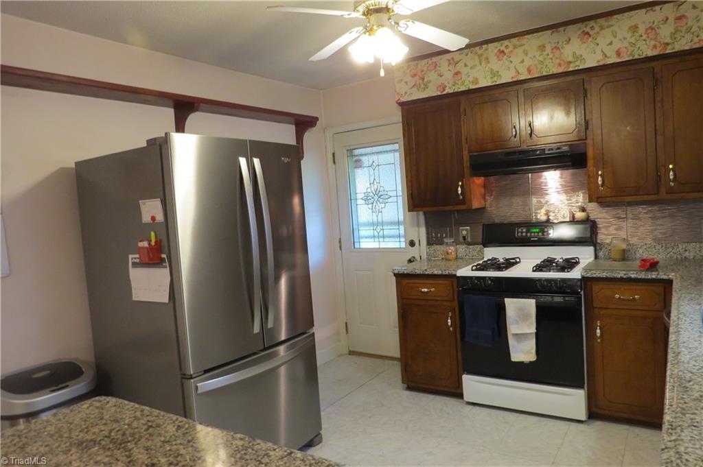 545 Gunters Hill Road Boomer, NC 28606 - Photo 19 of 50 Gallery Image 19