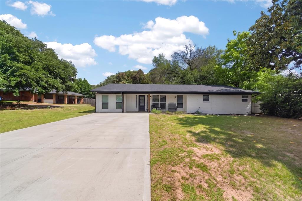 614 Colonial Drive Athens, TX 75751 - Photo 1 of 26 a view of house with outdoor space
