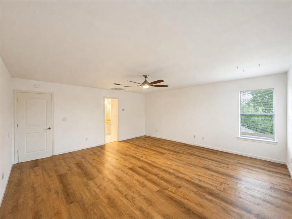 70 Legend Road Benbrook, TX 76132 - Photo 16 of 33 Gallery Image 16