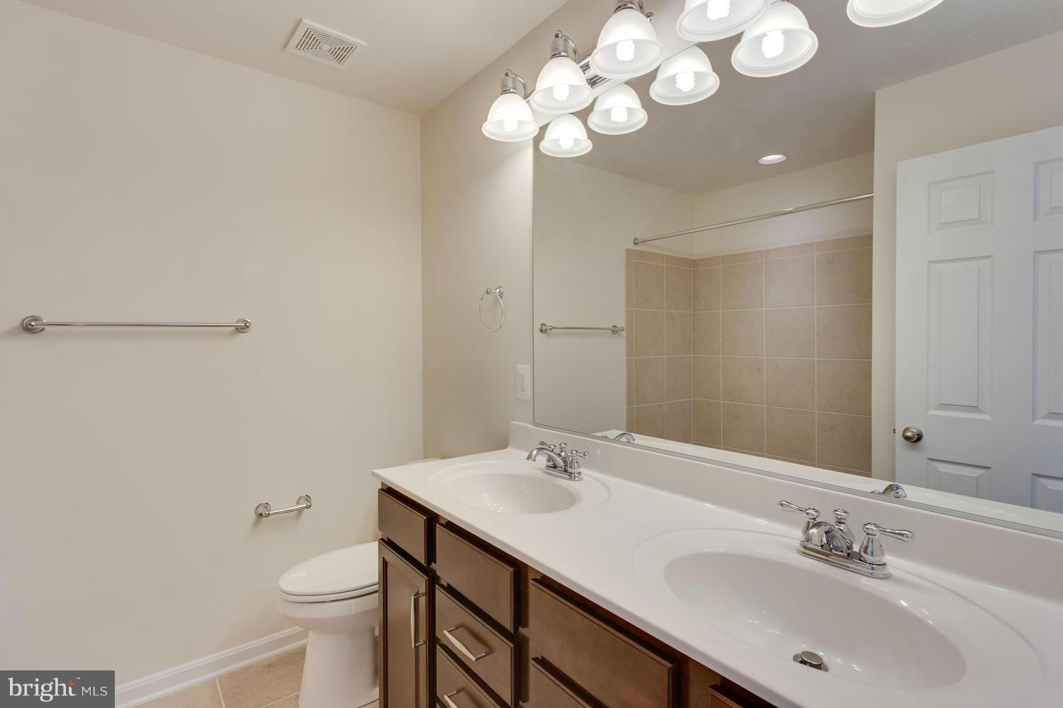 644 Blandwood Road Frederick, MD 21701 - Photo 29 of 30 Bath