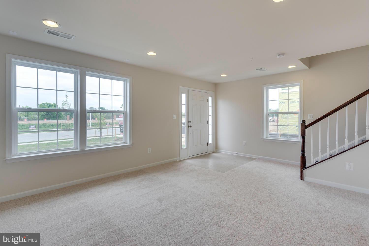 644 Blandwood Road Frederick, MD 21701 - Photo 5 of 30 Living Room