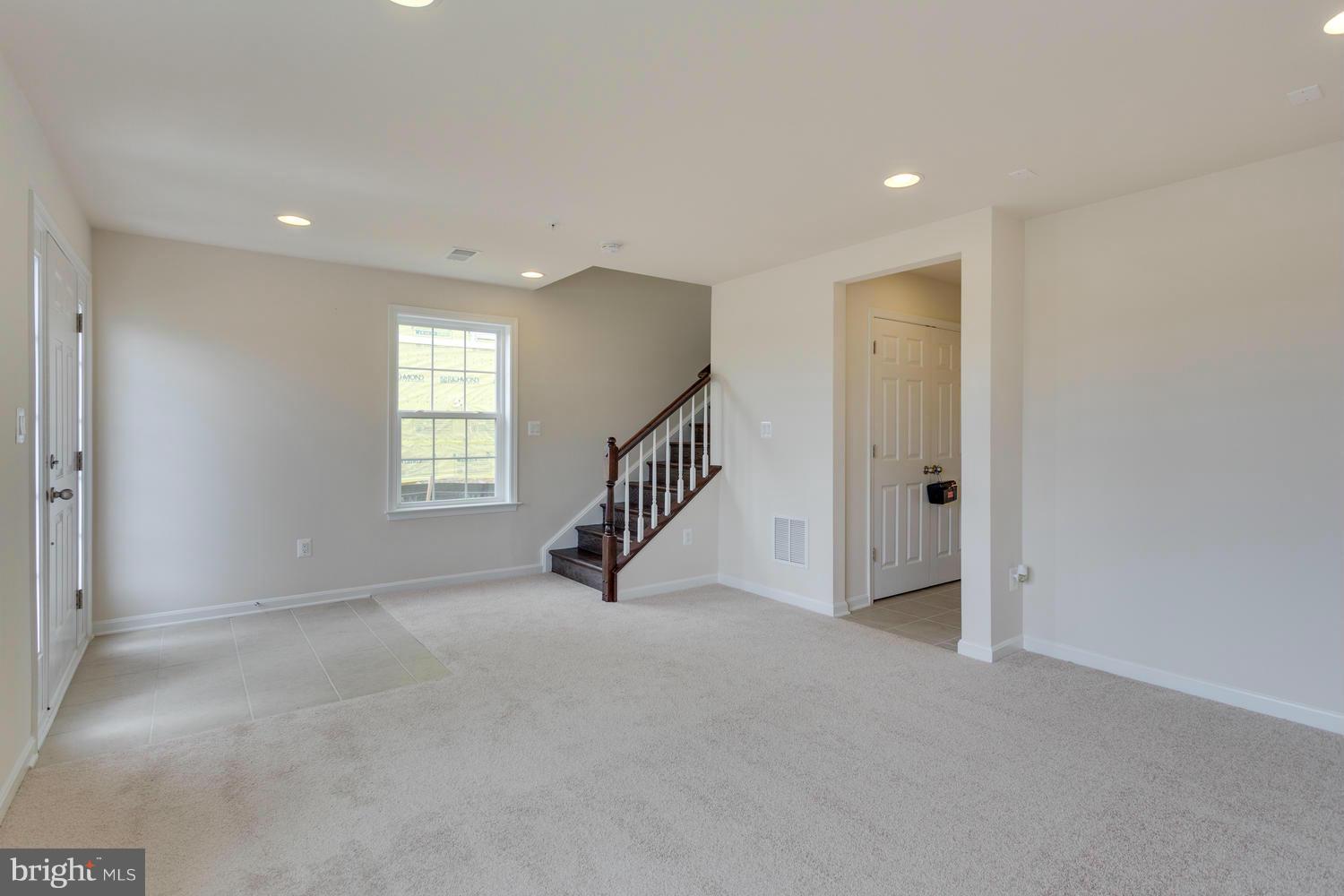 644 Blandwood Road Frederick, MD 21701 - Photo 6 of 30 Living Room