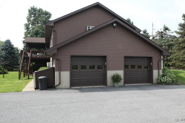 839 Topton Road Kutztown, PA 19530 - Photo 2 of 27 Gallery Image 2