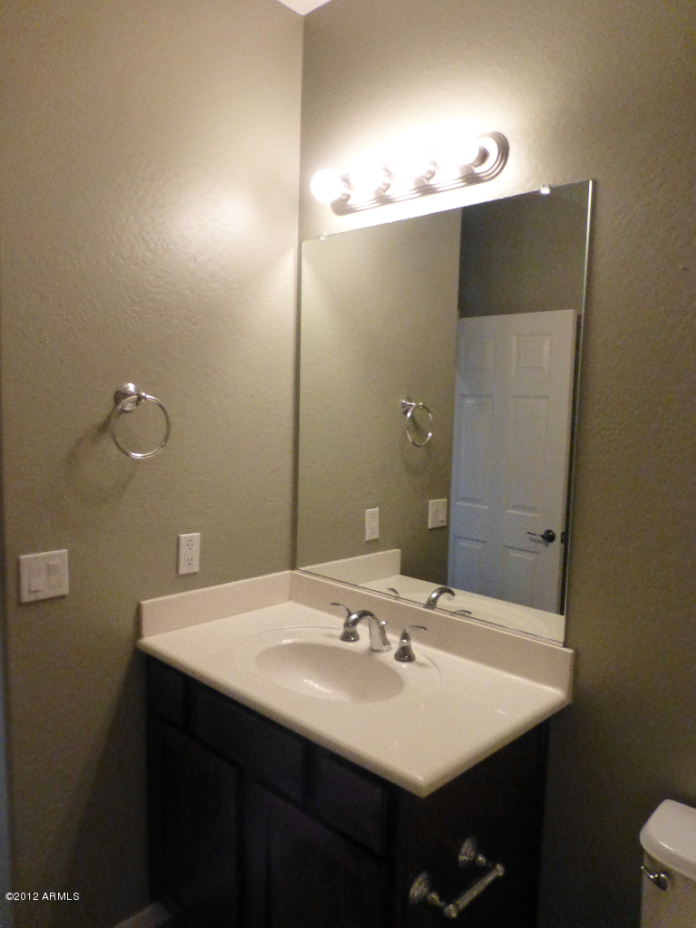 9551 East Redfield Road, Unit 1026 Scottsdale, AZ 85260 - Photo 19 of 40 2nd Bath B