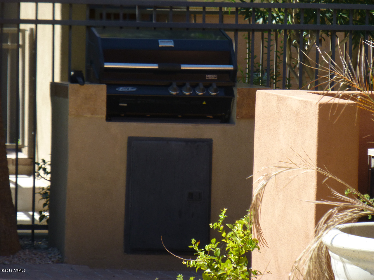 9551 East Redfield Road, Unit 1026 Scottsdale, AZ 85260 - Photo 40 of 40 Community Grill