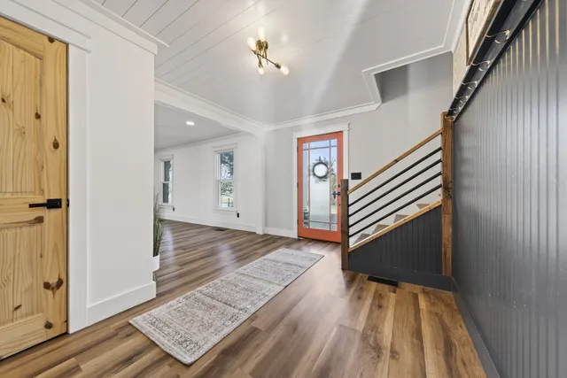 $749,700 | 322 Shun Pike, Cottontown, TN 37048