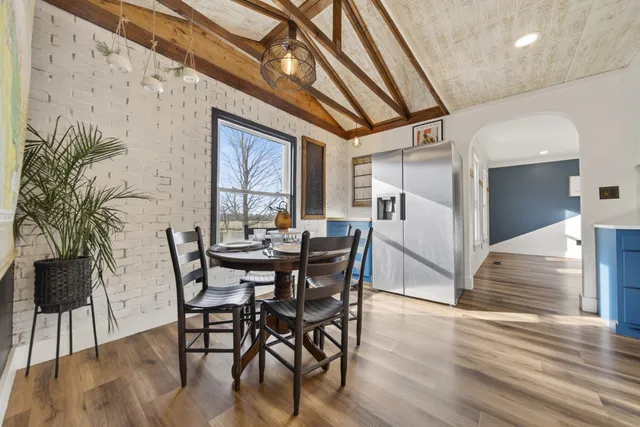 $749,700 | 322 Shun Pike, Cottontown, TN 37048