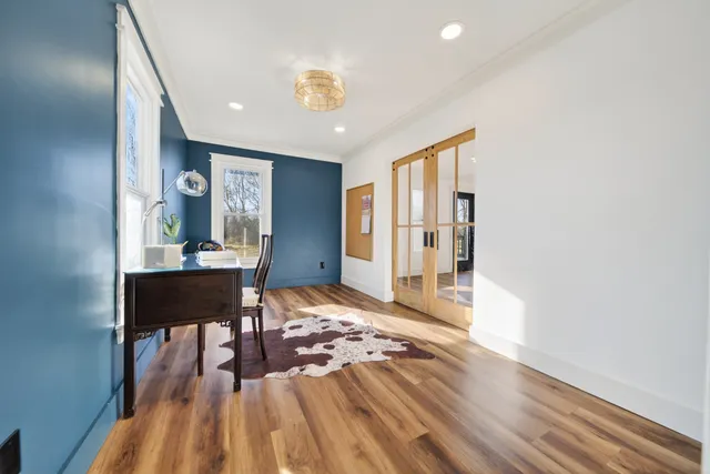 $749,700 | 322 Shun Pike, Cottontown, TN 37048