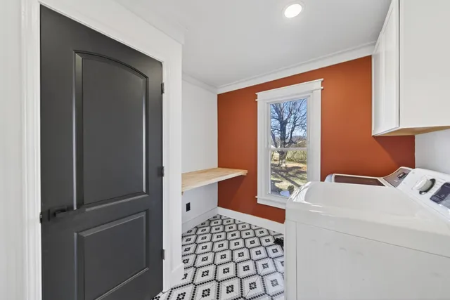 $749,700 | 322 Shun Pike, Cottontown, TN 37048