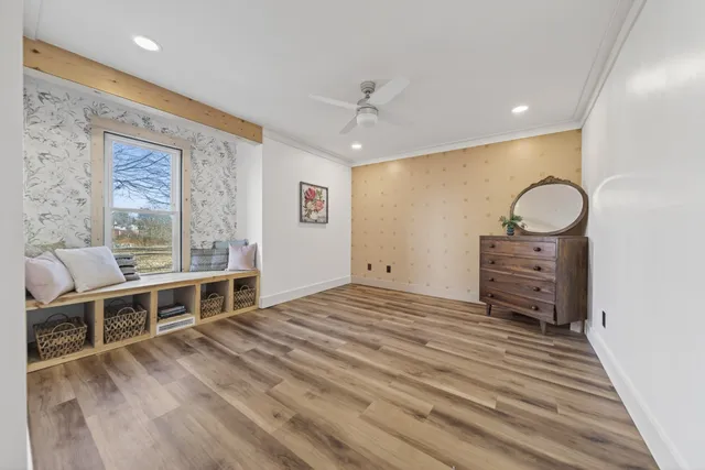 $749,700 | 322 Shun Pike, Cottontown, TN 37048