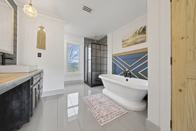 $749,700 | 322 Shun Pike, Cottontown, TN 37048