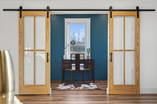 $749,700 | 322 Shun Pike, Cottontown, TN 37048