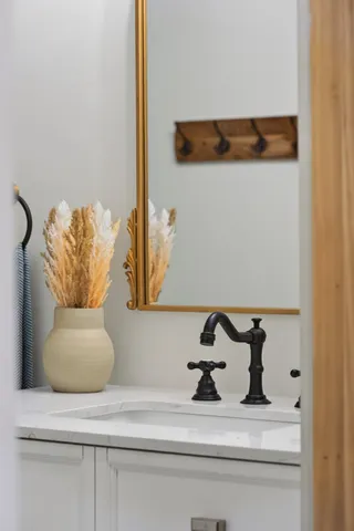 $749,700 | 322 Shun Pike, Cottontown, TN 37048