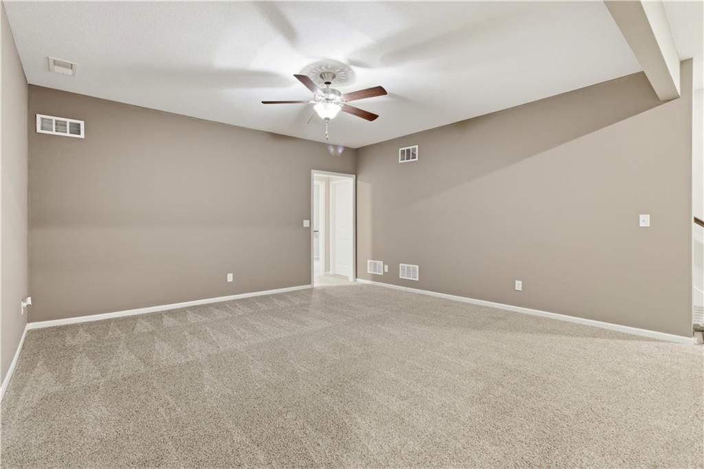 14223 Amanda Lane Basehor, KS 66007 - Photo 28 of 44