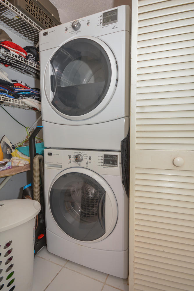 360 Northwest 67th Street, Unit E202 Boca Raton, FL 33487 - Photo 15 of 20 Laundry Room