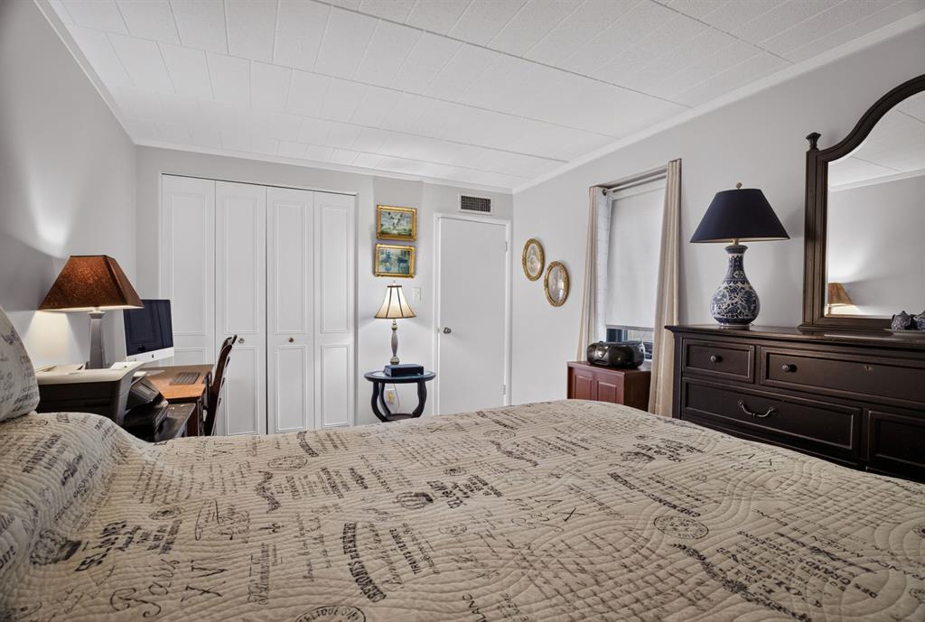 900 Washington Road, Unit 212 Pittsburgh, PA 15228 - Photo 18 of 37